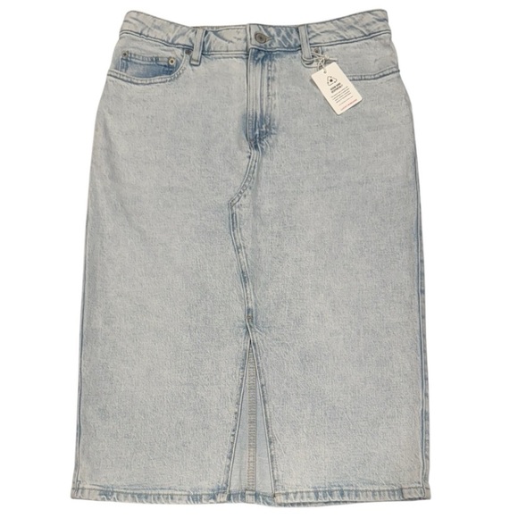 Lucky Brand Dresses & Skirts - LUCKY BRAND Light Wash Blue Denim Jean Midi Skirt With Slit & Pockets NWT 8/29